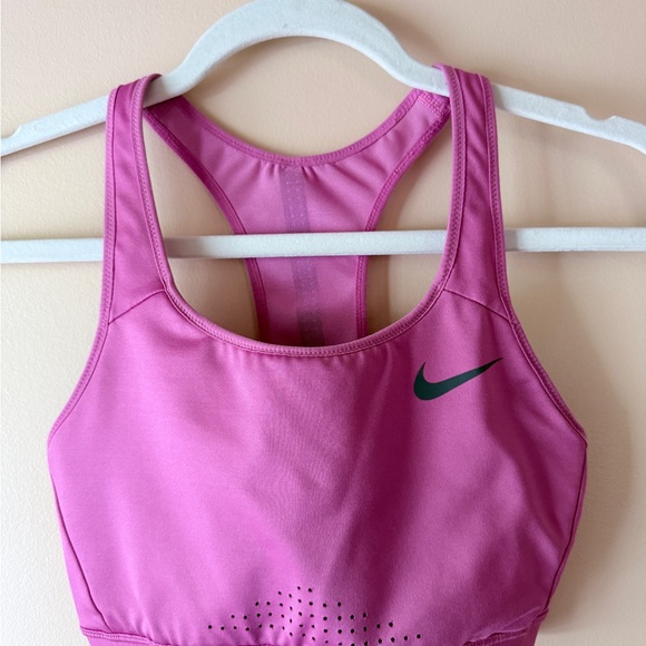 Nike Fuchsia Racerback Sports Bra - Picture 1 of 2